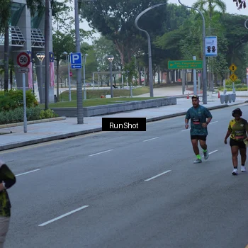 Runner Photo 7102862