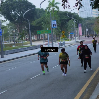Runner Photo 7102869