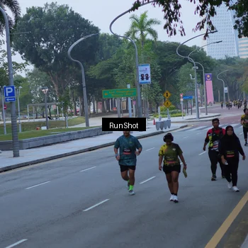 Runner Photo 7102870