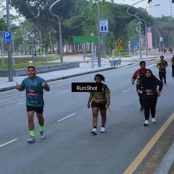 Runner Photo 7102882