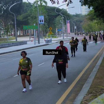Runner Photo 7102892