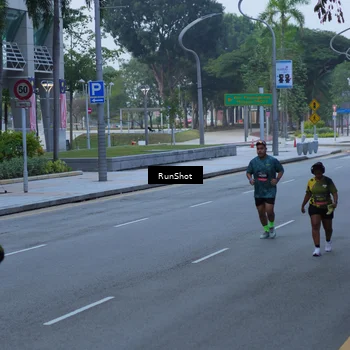 Runner Photo 7102911