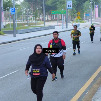 Runner Photo 7102913