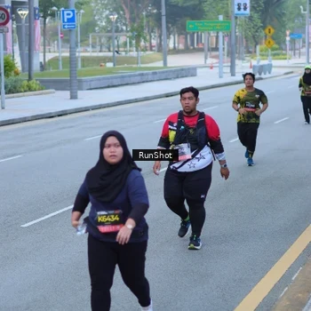 Runner Photo 7102921