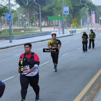 Runner Photo 7102924