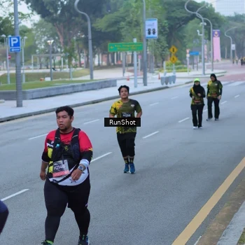 Runner Photo 7102925
