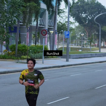 Runner Photo 7102949