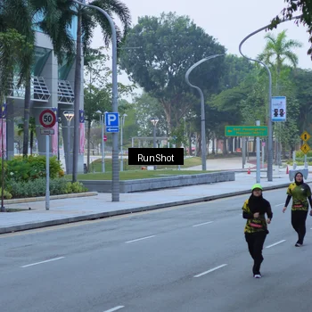 Runner Photo 7102950