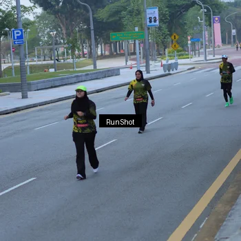 Runner Photo 7102957