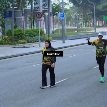 Runner Photo 7102991