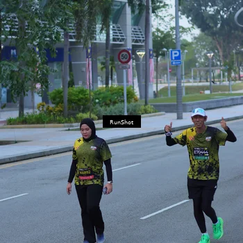 Runner Photo 7102996