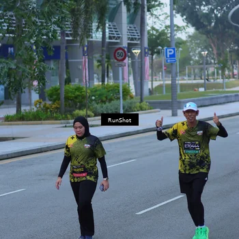 Runner Photo 7102998