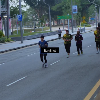 Runner Photo 7103011