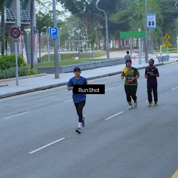 Runner Photo 7103016