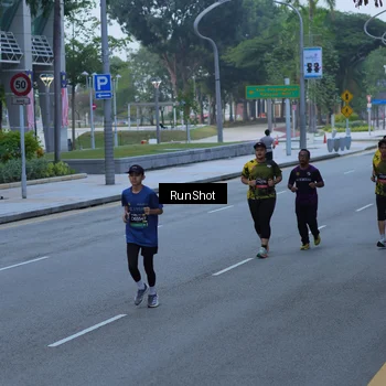 Runner Photo 7103017