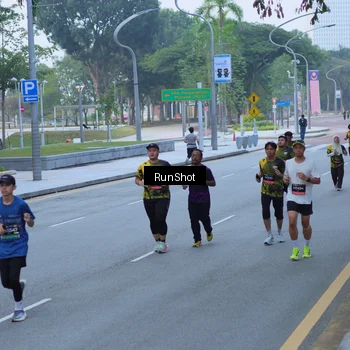Runner Photo 7103021