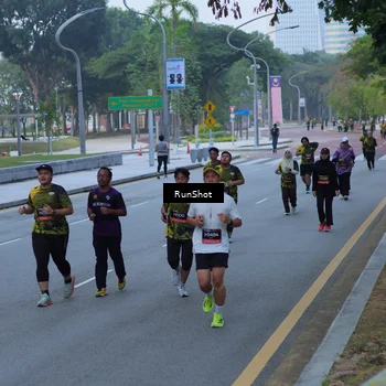 Runner Photo 7103047