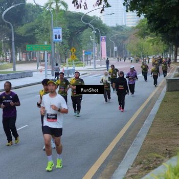 Runner Photo 7103050