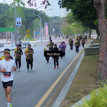 Runner Photo 7103069