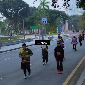 Runner Photo 7103079