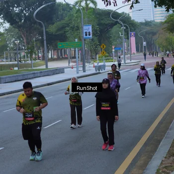 Runner Photo 7103088