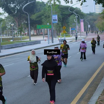 Runner Photo 7103104