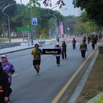 Runner Photo 7103116