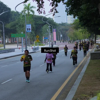 Runner Photo 7103120