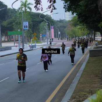 Runner Photo 7103122