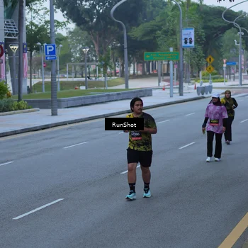 Runner Photo 7103133