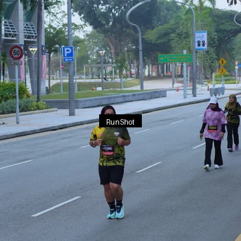 Runner Photo 7103140