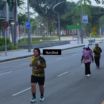 Runner Photo 7103143