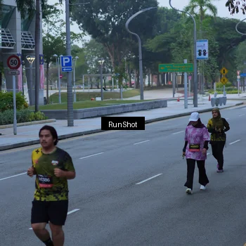Runner Photo 7103149