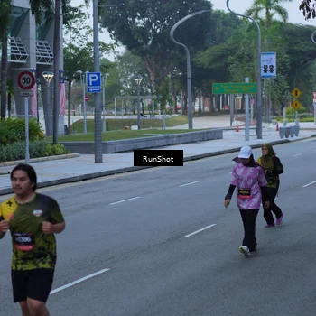 Runner Photo 7103151