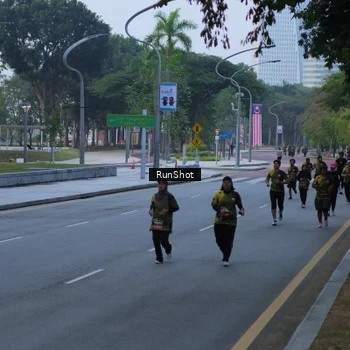 Runner Photo 7103176