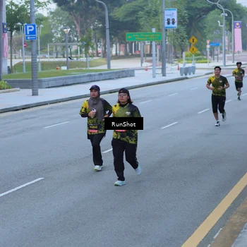 Runner Photo 7103185