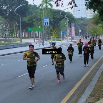 Runner Photo 7103211