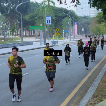 Runner Photo 7103230
