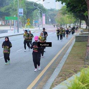 Runner Photo 7103250