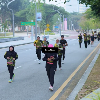 Runner Photo 7103251
