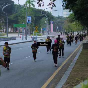Runner Photo 7103254