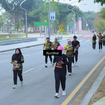 Runner Photo 7103255