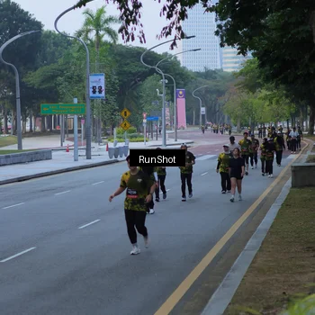 Runner Photo 7103264