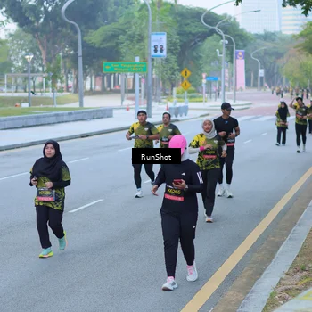 Runner Photo 7103272