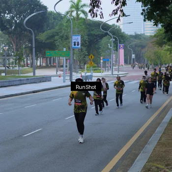 Runner Photo 7103284