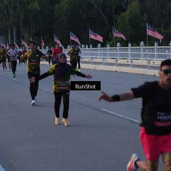Runner Photo 7107051