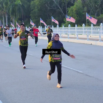 Runner Photo 7107067