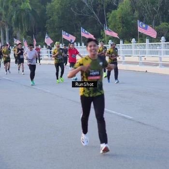 Runner Photo 7107088