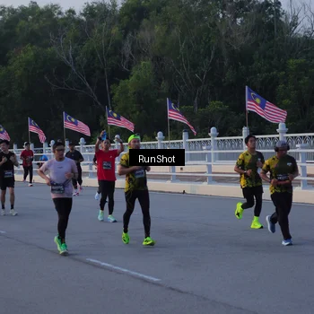 Runner Photo 7107110