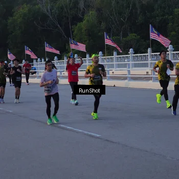Runner Photo 7107118